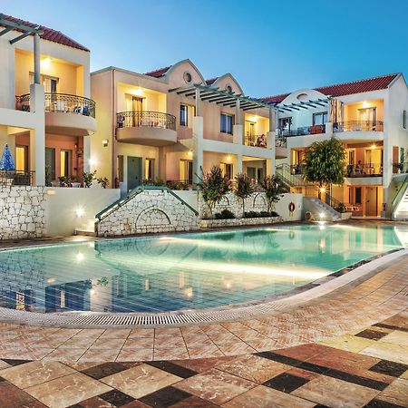 Lotus Hotel Apartments Kato Daratso Luaran gambar