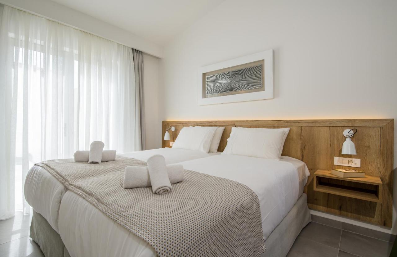 Lotus Hotel Apartments Kato Daratso Luaran gambar