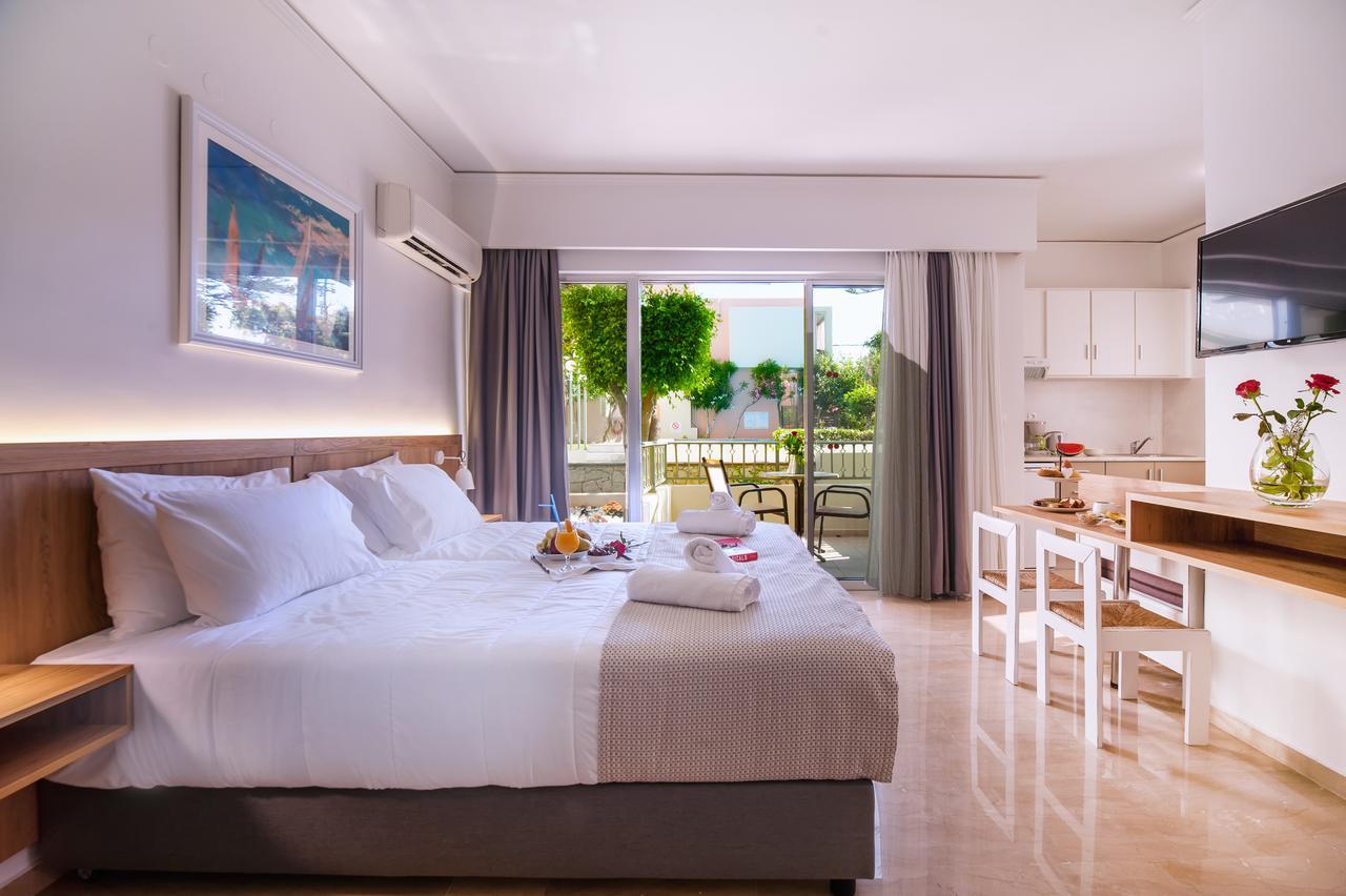 Lotus Hotel Apartments Kato Daratso Luaran gambar